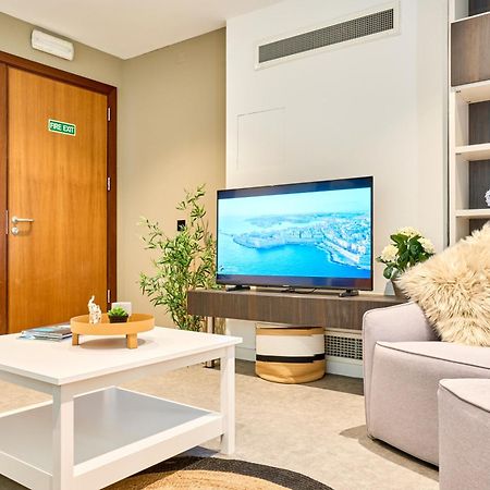 Stylish Apartment In Tigne Point Sliema Eksteriør billede
