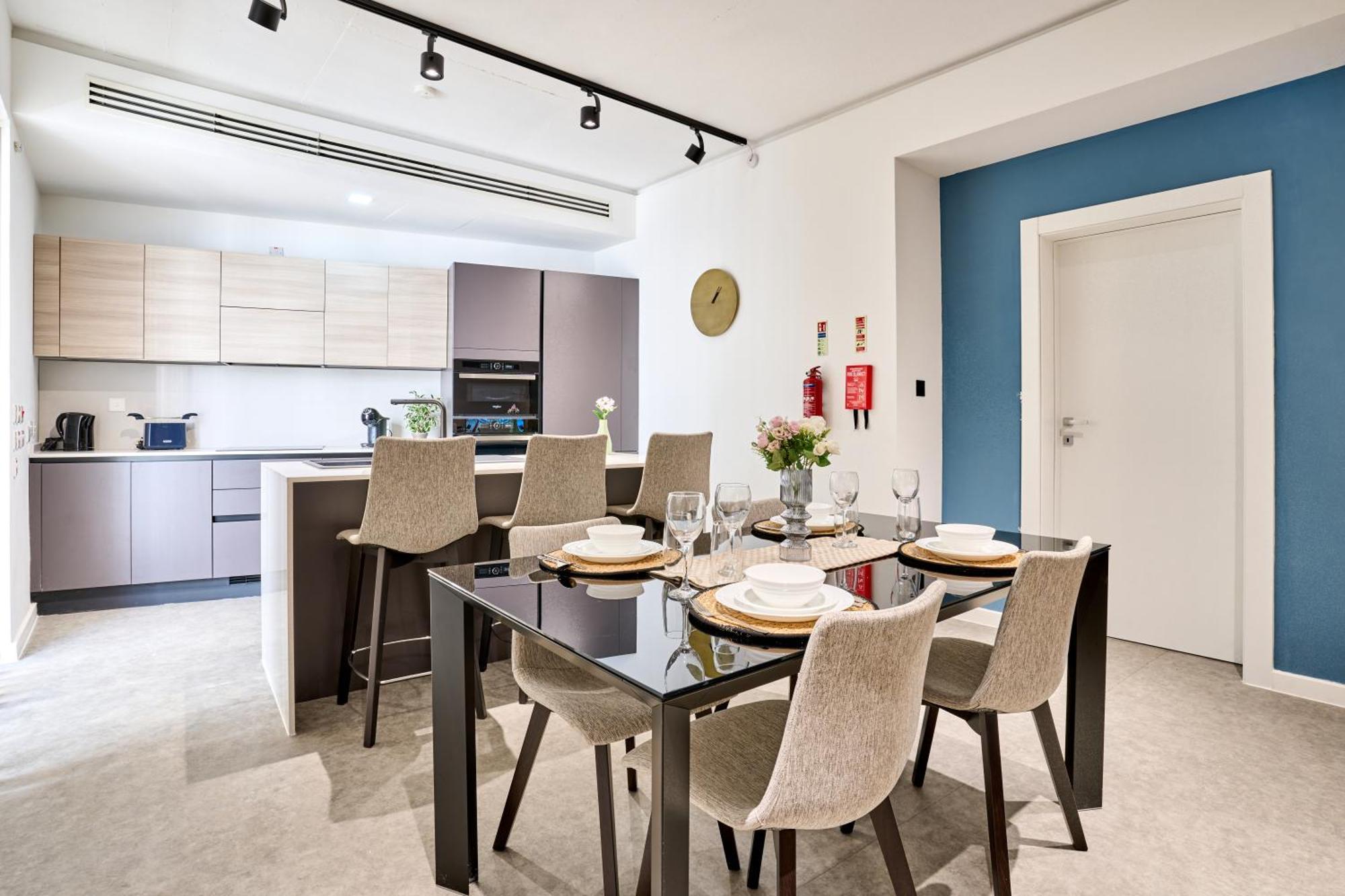 Stylish Apartment In Tigne Point Sliema Eksteriør billede