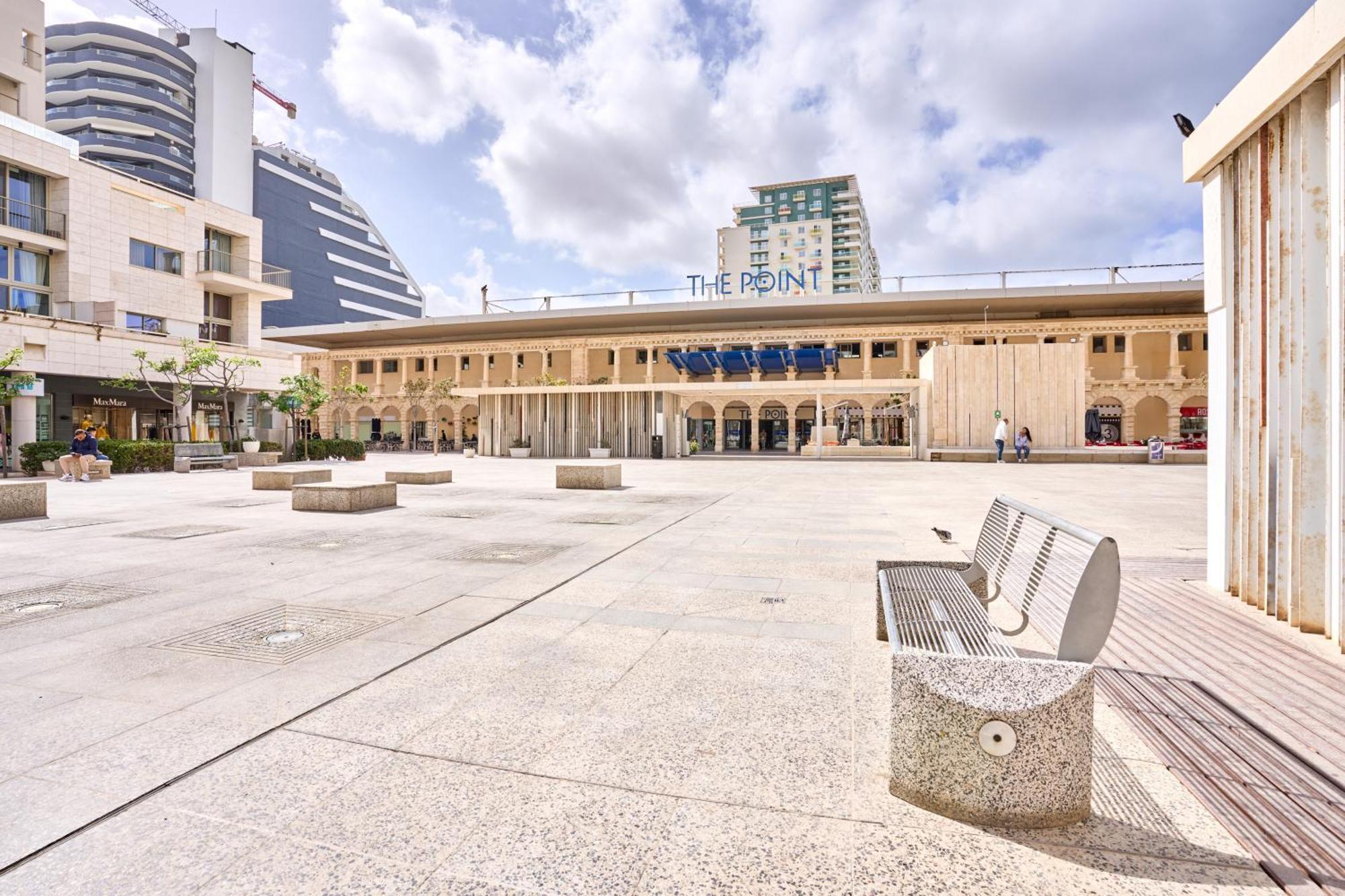 Stylish Apartment In Tigne Point Sliema Eksteriør billede