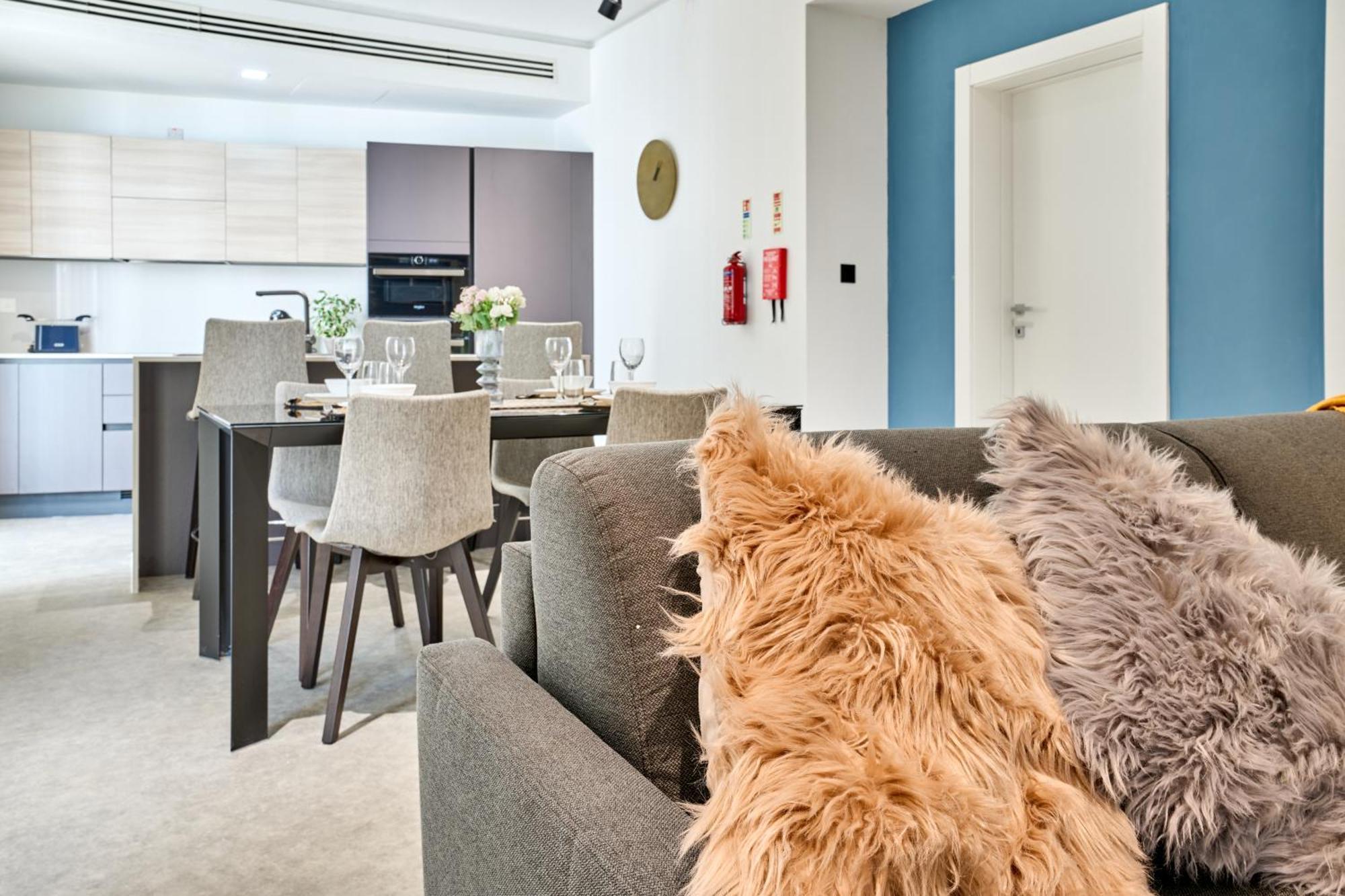 Stylish Apartment In Tigne Point Sliema Eksteriør billede