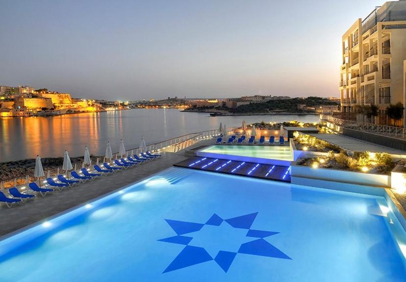 Stylish Apartment In Tigne Point Sliema Eksteriør billede